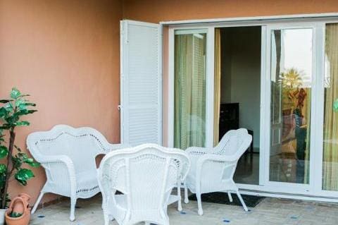 3 soveværelse Byhus til salg i Bahia de Casares med swimmingpool garage - € 699.000 (Ref: 9447459)