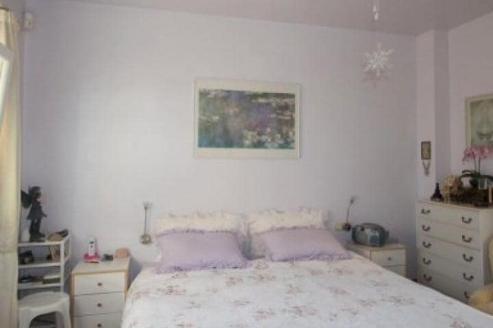 5 quarto Moradia para venda em Marbella com piscina garagem - 749 000 € (Ref: 9447464)