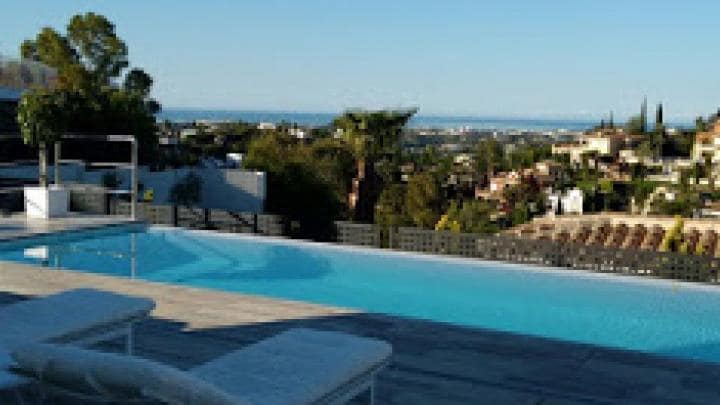 4 camera da letto Villa in vendita in Marbella con piscina - 1.925.000 € (Rif: 9447466)