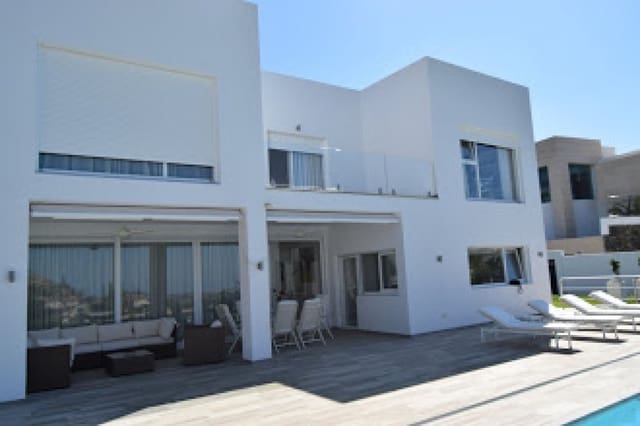 4 camera da letto Villa in vendita in Marbella con piscina - 1.925.000 € (Rif: 9447466)