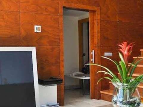 3 soverom Hus til salgs i Marbella med svømmebasseng garasje - € 699 000 (Ref: 9447478)