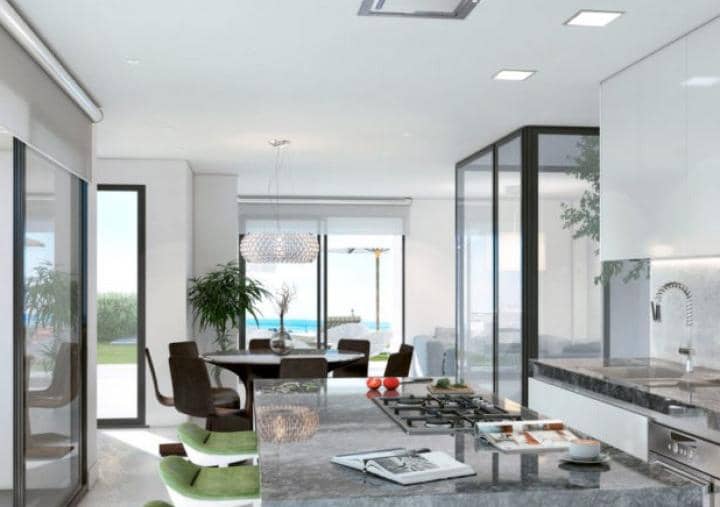 4 sypialnia Willa na sprzedaż w Estepona z basenem garażem - 710 000 € (Ref: 9447482)