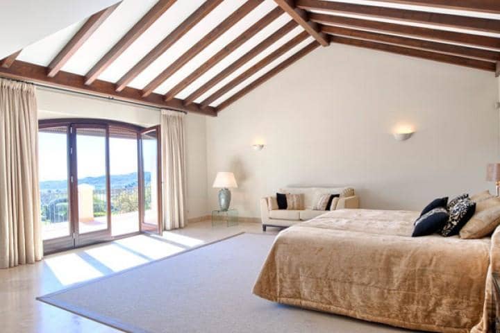 7 soverom Villa til salgs i Marbella med svømmebasseng garasje - € 3 700 000 (Ref: 9447508)