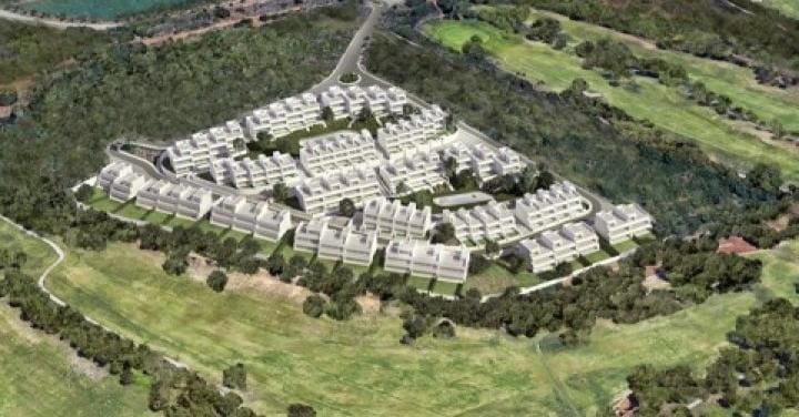 Chalet de 4 habitaciones en Estepona en venta con piscina garaje - 548.000 € (Ref: 9447520)