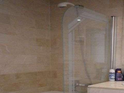 2 makuuhuone Huoneisto myytävänä paikassa Golden Mile mukana uima-altaan - 347 500 € (Ref: 9447523)