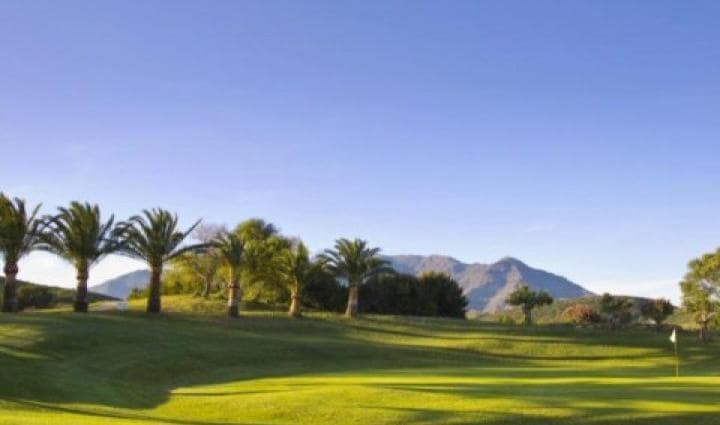 3 sypialnia Dom na sprzedaż w Estepona z basenem garażem - 375 000 € (Ref: 9447541)