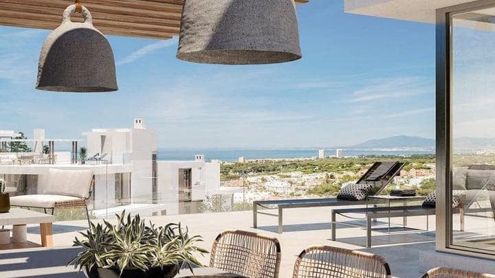 2 makuuhuone Huoneisto myytävänä paikassa Marbella mukana uima-altaan 
autotalli - 520 000 € (Ref: 9447550)