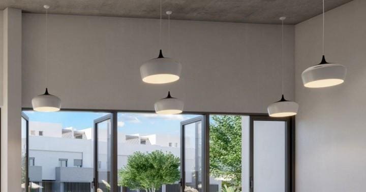 3 sypialnia Dom na sprzedaż w Estepona z basenem garażem - 620 000 € (Ref: 9447561)