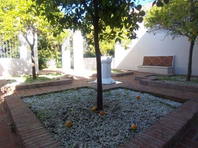 6 sypialnia Willa na sprzedaż w Marbella z basenem - 3 500 000 € (Ref: 9447562)