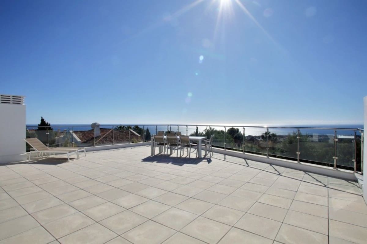 4 quarto Casa em Banda para venda em Marbella com piscina garagem - 2 200 000 € (Ref: 9447566)