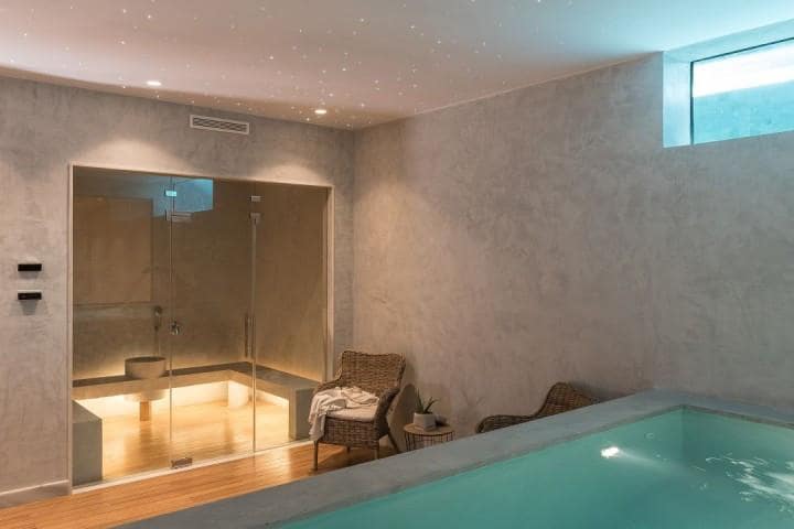 Chalet de 5 habitaciones en Marbella en venta con piscina garaje - 2.795.000 € (Ref: 9447568)