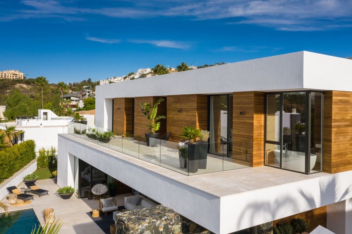 Chalet de 5 habitaciones en Marbella en venta con piscina garaje - 2.795.000 € (Ref: 9447568)