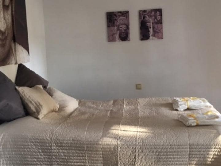 3 slaapkamer Penthouse te koop in Marbella met zwembad - € 339.000 (Ref: 9447571)