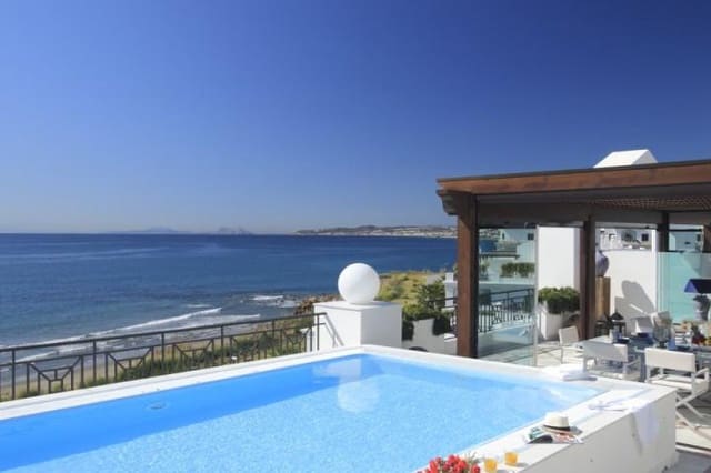 2 bedroom Apartment for sale in Estepona with pool garage - € 900,000 (Ref: 9447577)