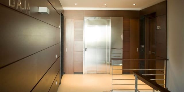 2 makuuhuone Huoneisto myytävänä paikassa Benahavís mukana uima-altaan - 350 000 € (Ref: 9447585)