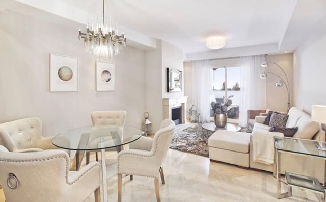 2 quarto Apartamento para venda em Marbella com piscina garagem - 374 000 € (Ref: 9447588)