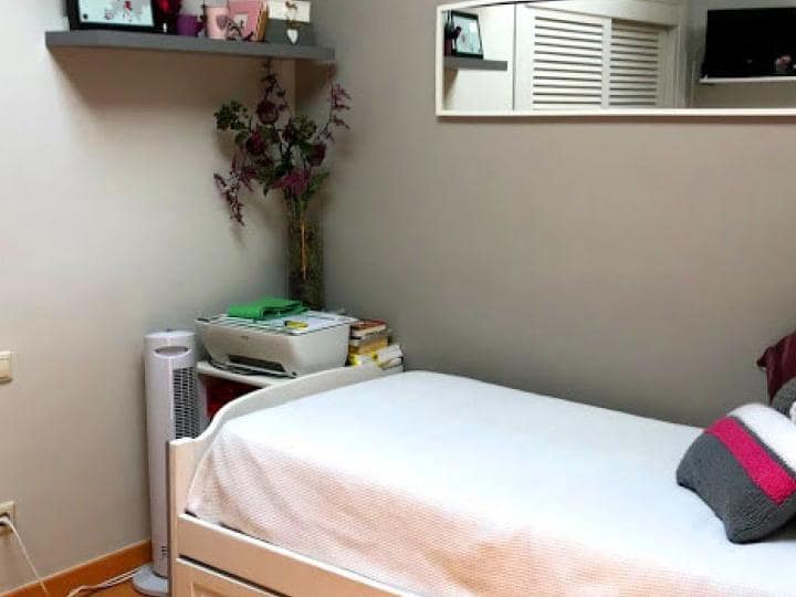 4 Zimmer Haus zu verkaufen in Marbella mit Pool - 490.000 € (Ref: 9447594)