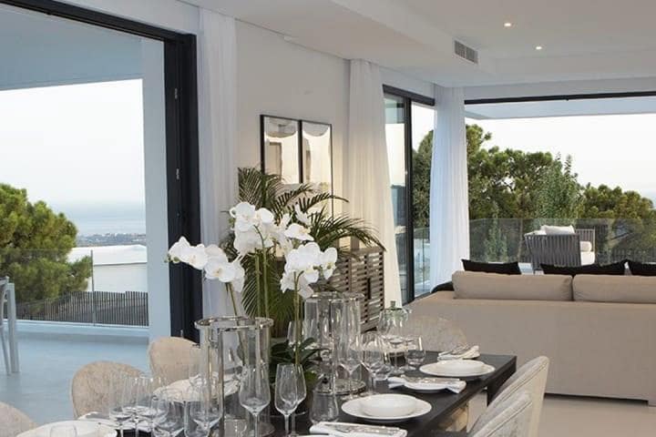 5 sypialnia Willa na sprzedaż w Marbella z basenem garażem - 3 450 000 € (Ref: 9447597)