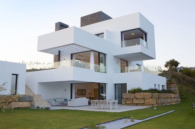 5 sypialnia Willa na sprzedaż w Marbella z basenem garażem - 3 450 000 € (Ref: 9447597)