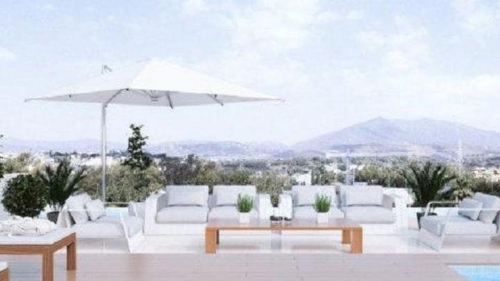 6 soverom Villa til salgs i Golden Mile med svømmebasseng garasje - € 2 400 000 (Ref: 9447599)