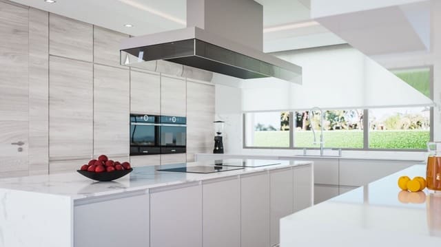 5 bedroom Villa for sale in Estepona with pool garage - € 3,900,000 (Ref: 9447605)