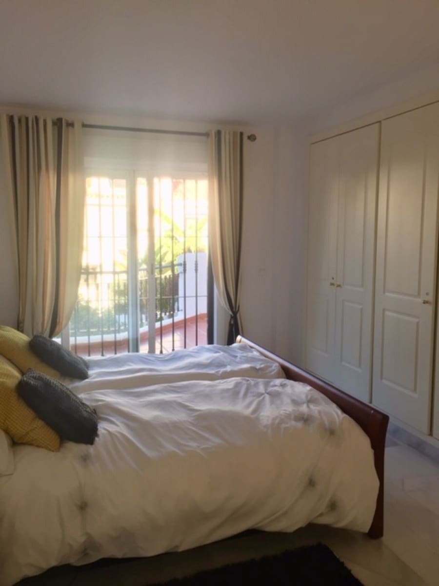 3 quarto Casa em Banda para venda em Marbella com piscina garagem - 389 000 € (Ref: 9447606)
