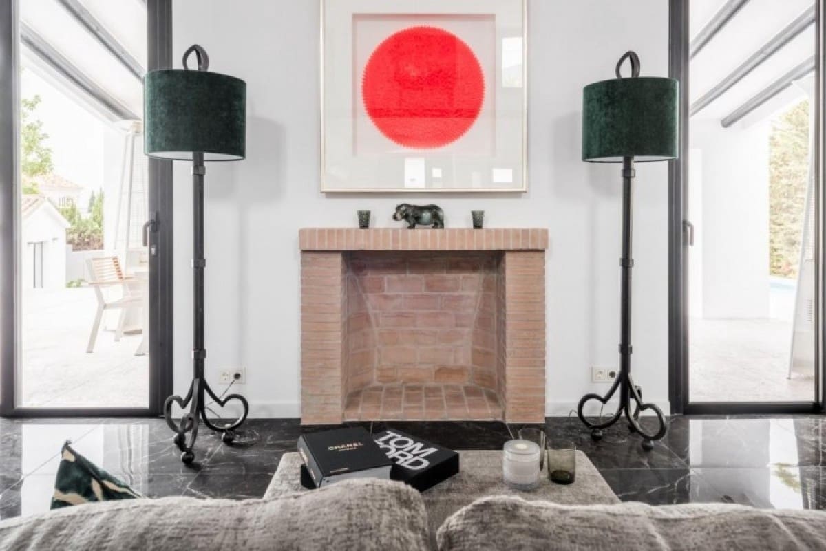 6 bedroom Villa for sale in Marbella with pool garage - € 3,495,000 (Ref: 9447609)