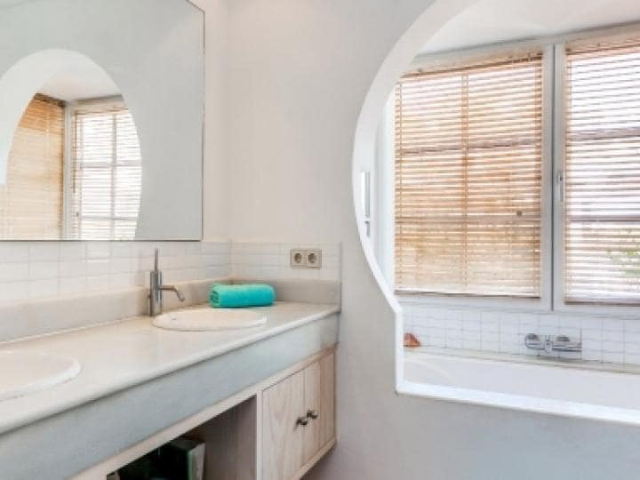 5 quarto Moradia para venda em Marbella com piscina - 1 595 000 € (Ref: 9447613)