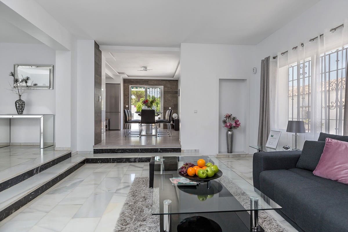 5 camera da letto Villa in vendita in Marbella con piscina garage - 999.000 € (Rif: 9447624)