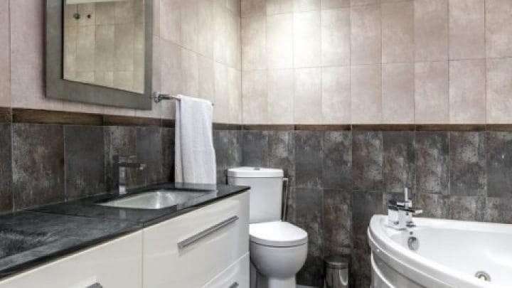 2 Zimmer Apartment zu verkaufen in Marbella mit Pool - 555.000 € (Ref: 9447627)