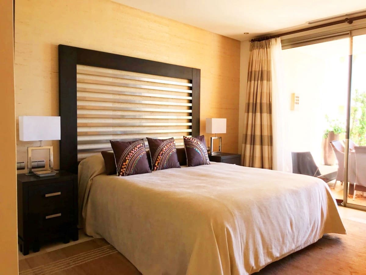 Apartamento de 3 habitaciones en Marbella en venta con piscina - 780.000 € (Ref: 9447631)