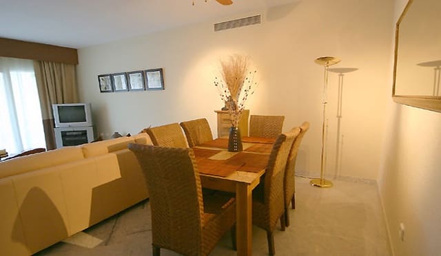 3 makuuhuone Huoneisto myytävänä paikassa Marbella mukana uima-altaan - 895 000 € (Ref: 9447659)