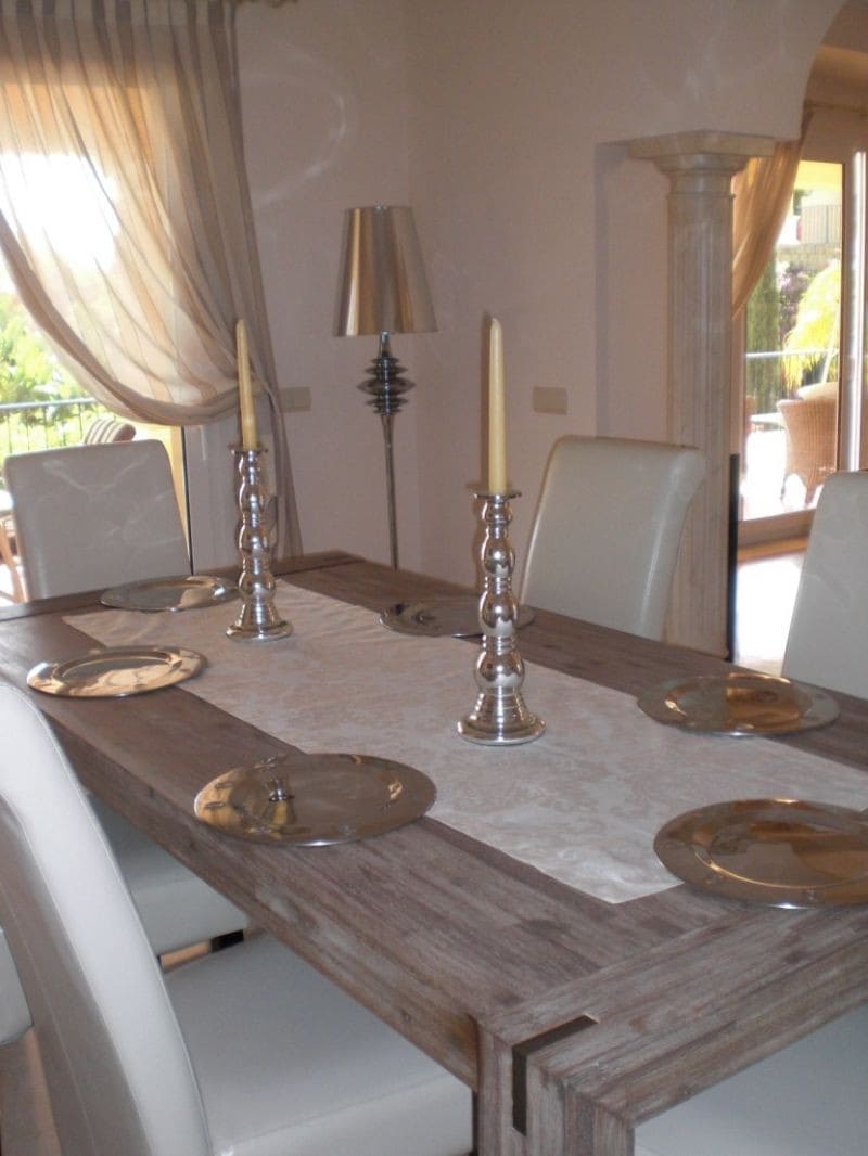 7 quarto Moradia para venda em Marbella com piscina garagem - 2 250 000 € (Ref: 9447661)