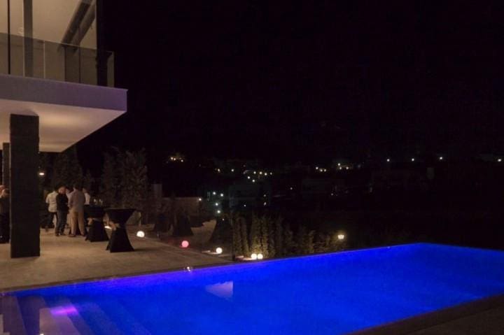 5 sypialnia Willa na sprzedaż w Marbella z basenem garażem - 2 700 000 € (Ref: 9447674)