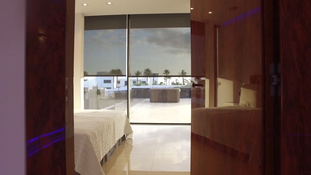 5 sypialnia Willa na sprzedaż w Marbella z basenem garażem - 2 700 000 € (Ref: 9447674)