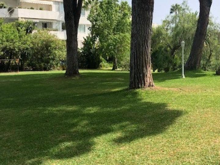 3 soveværelse Byhus til salg i Marbella med swimmingpool - € 339.000 (Ref: 9447691)