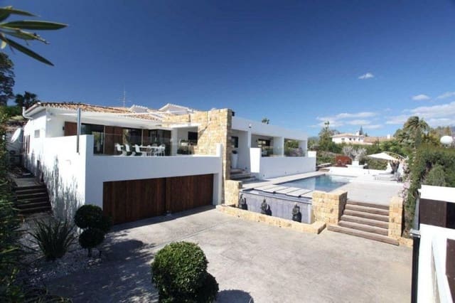 4 sypialnia Willa na sprzedaż w Marbella z basenem garażem - 1 995 000 € (Ref: 9447710)