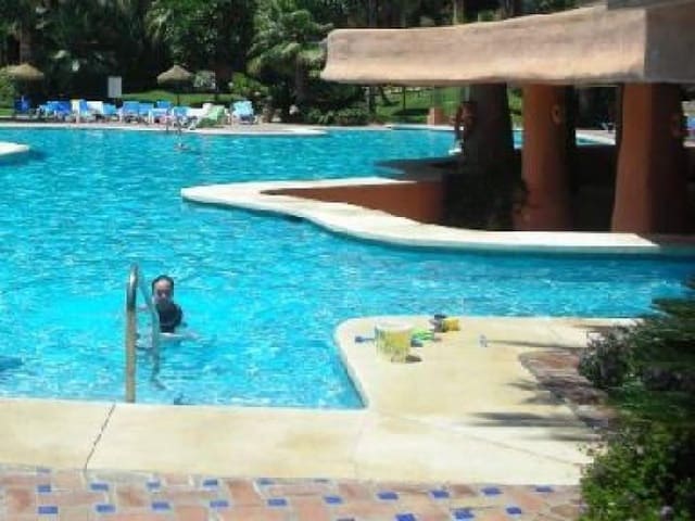 2 bedroom Apartment for sale in Marbella with pool garage - € 339,000 (Ref: 9447744)