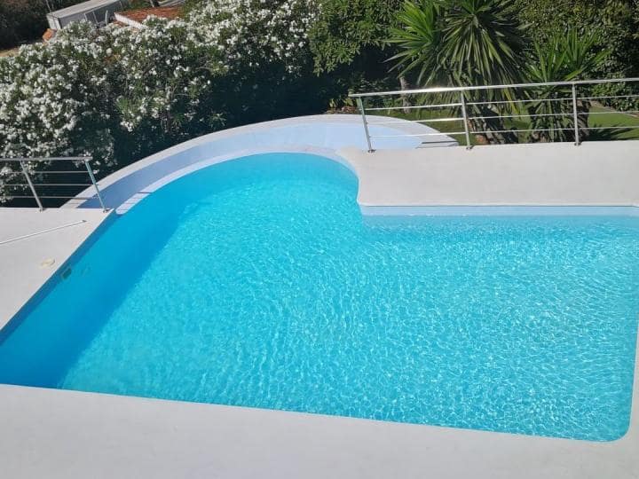 Chalet de 5 habitaciones en Marbella en venta con piscina garaje - 1.795.000 € (Ref: 9447749)