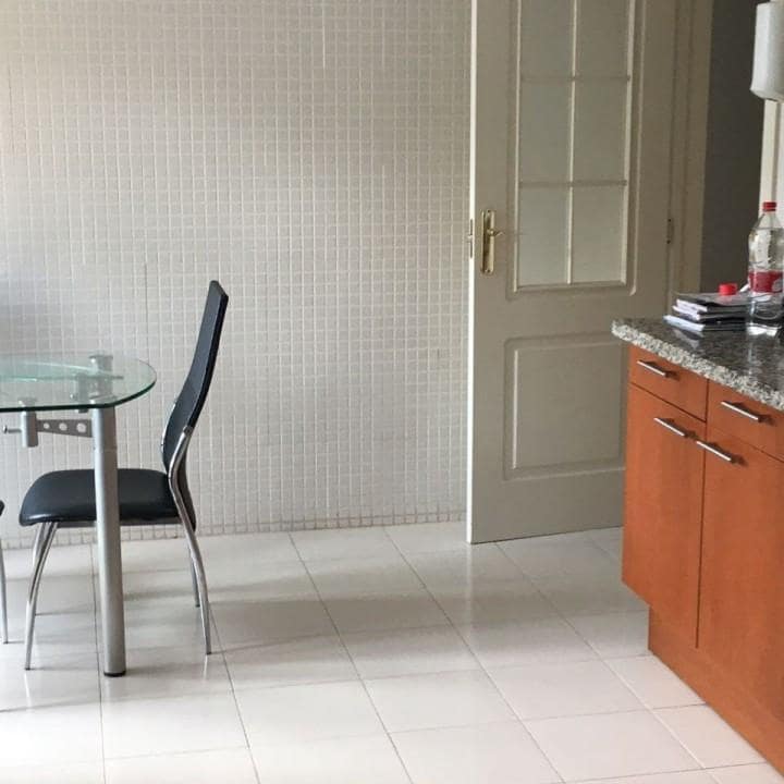 3 makuuhuone Huoneisto myytävänä paikassa Marbella mukana uima-altaan 
autotalli - 379 500 € (Ref: 9447750)