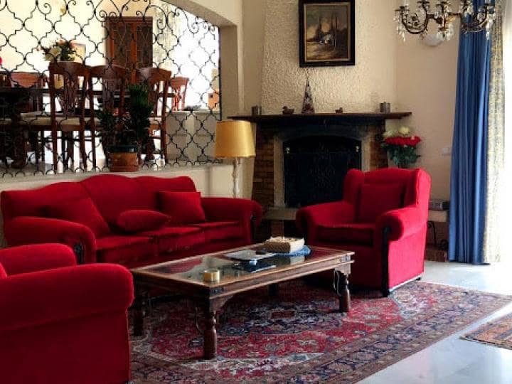 4 sypialnia Willa na sprzedaż w Marbella z basenem garażem - 998 000 € (Ref: 9447758)