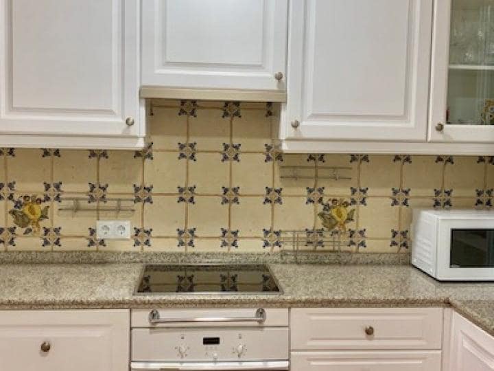 2 quarto Apartamento para venda em Estepona com piscina garagem - 310 000 € (Ref: 9447762)