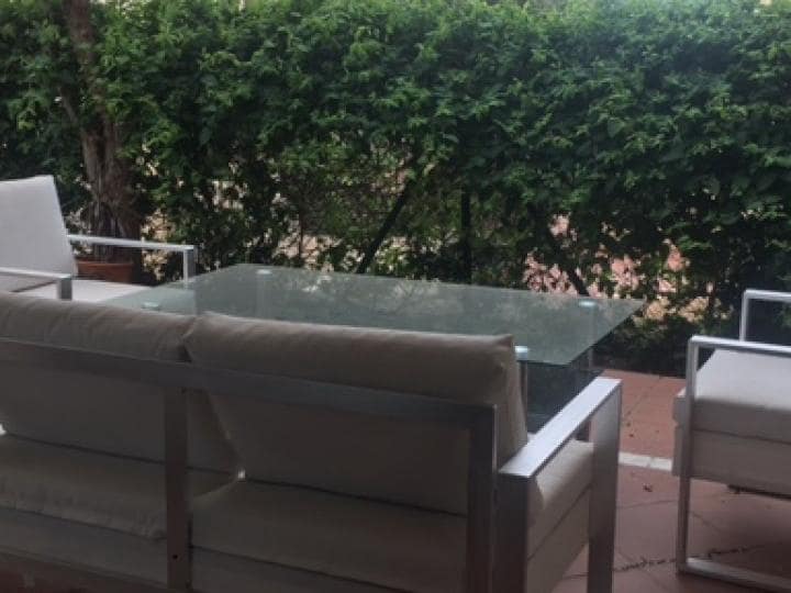 Apartamento de 2 habitaciones en Marbella en venta con piscina garaje - 299.000 € (Ref: 9447769)