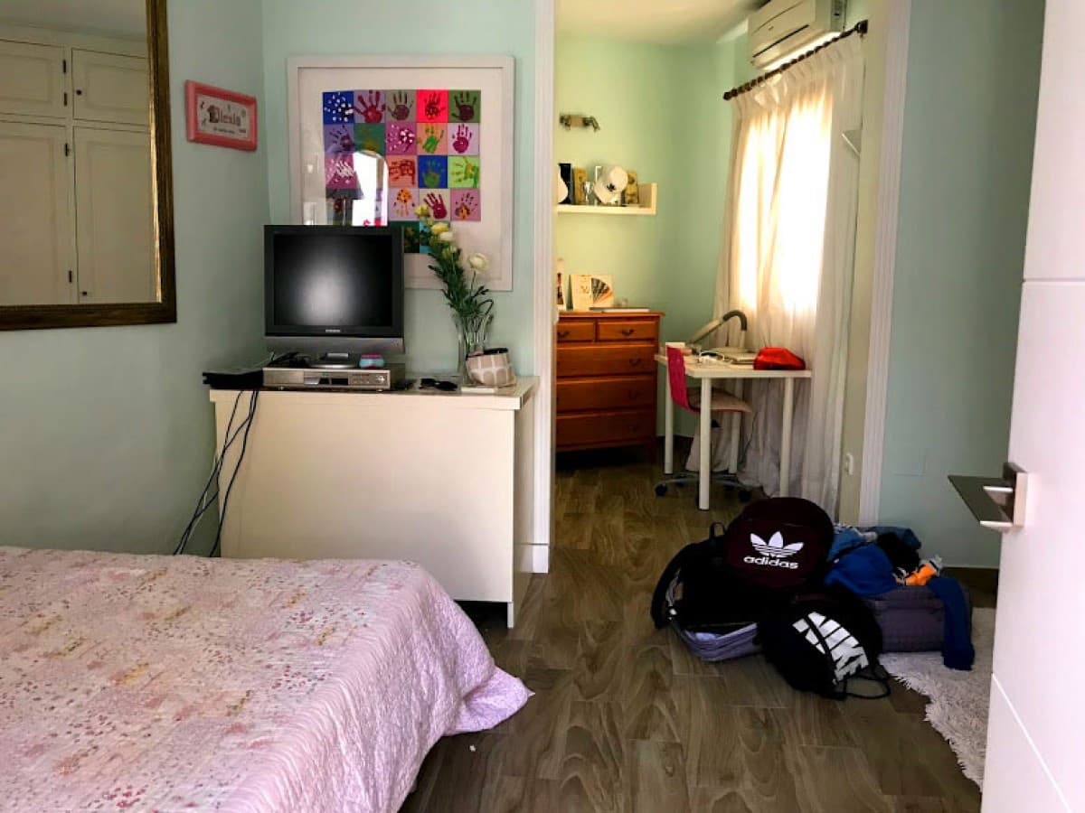 4 sypialnia Willa na sprzedaż w Marbella z basenem garażem - 1 395 000 € (Ref: 9447771)