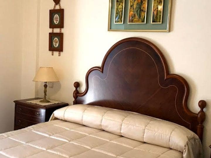 2 bedroom Apartment for sale in Marbella with pool garage - € 475,000 (Ref: 9447778)