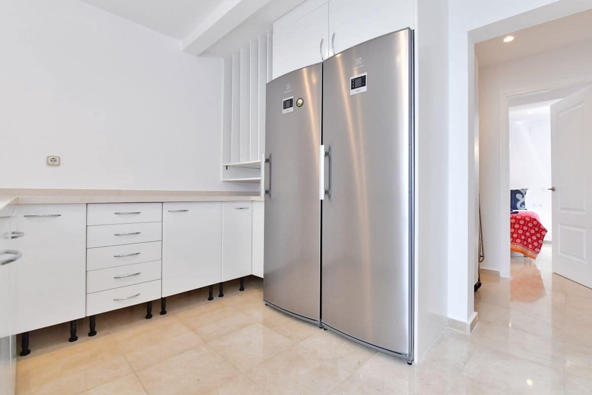 5 quarto Moradia para venda em Marbella com piscina garagem - 1 700 000 € (Ref: 9447780)