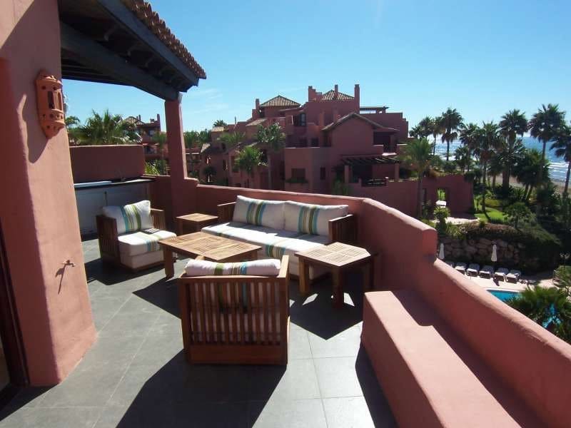 3 sypialnia Penthouse na sprzedaż w Marbella z basenem - 1 287 500 € (Ref: 9447785)