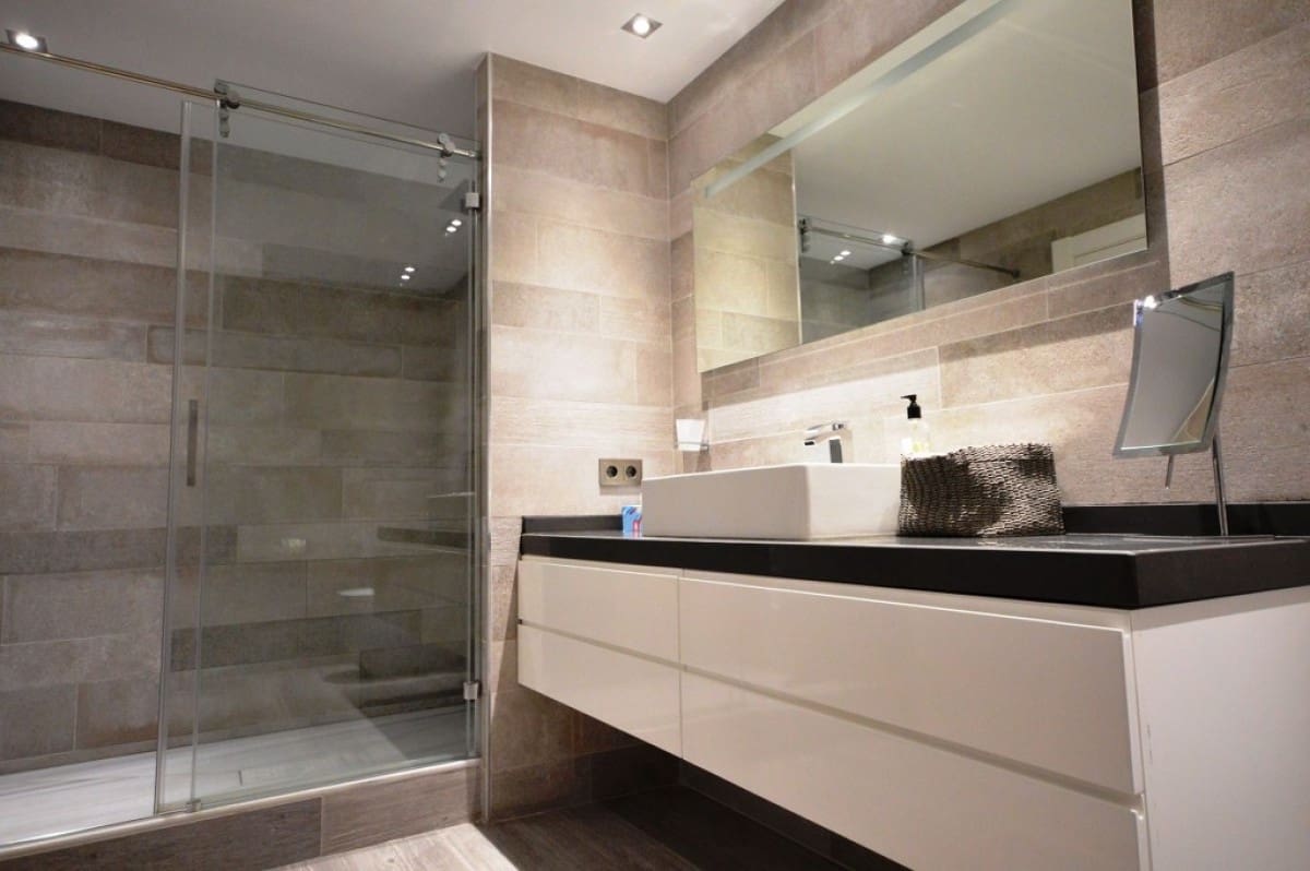 2 sypialnia Apartament na sprzedaż w Golden Mile z basenem garażem - 2 500 000 € (Ref: 9447787)