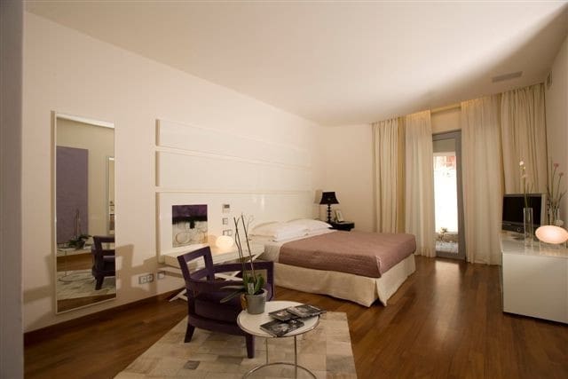 3 bedroom Townhouse for sale in Marbella with pool garage - € 1,360,000 (Ref: 9447793)