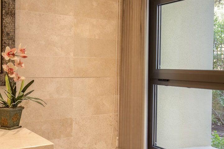 Apartamento de 3 habitaciones en Marbella en venta con piscina - 1.200.000 € (Ref: 9447801)